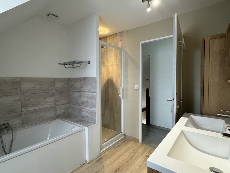 maison-arques-location-salledebain
