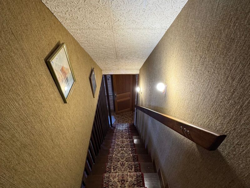 maison-mitoyenne-couloir