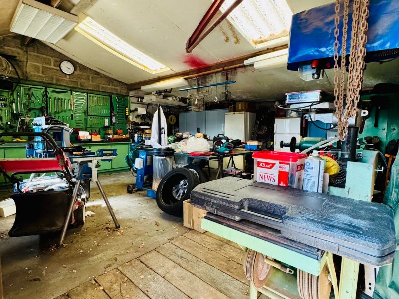 maison-mitoyenne-garage