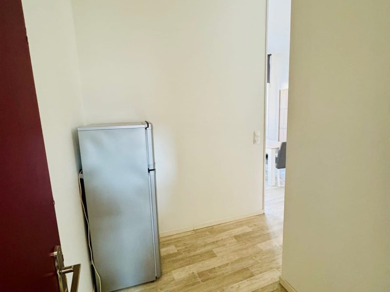 appt4 66 rue de calais 4 entrée