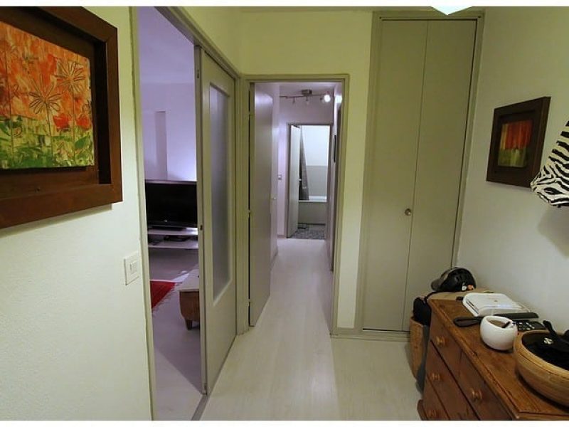 Appartement-la-madeleine-couloir1