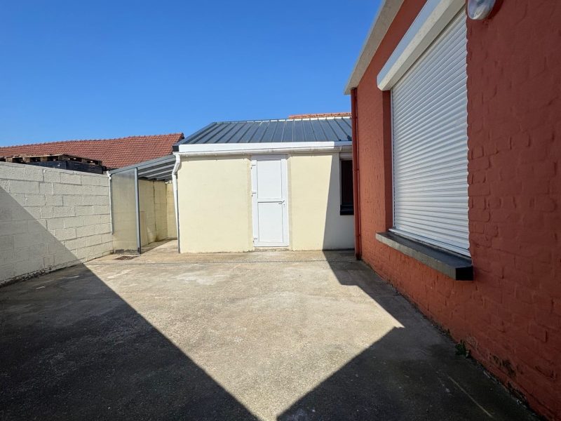saint-omer-location-cour