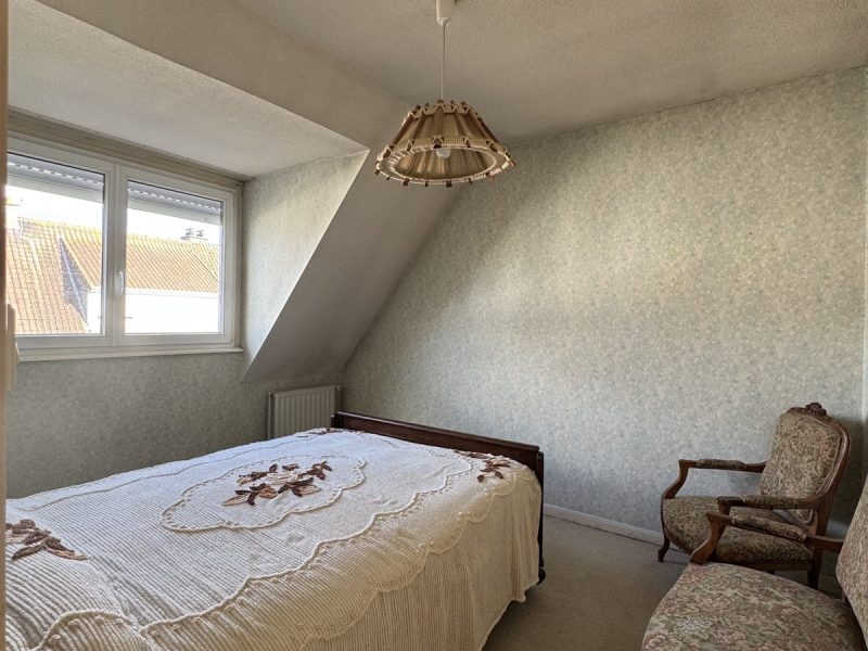 Deuxième chambre à l'étage de la maison à Saint-Martin-lez-Tatinghem