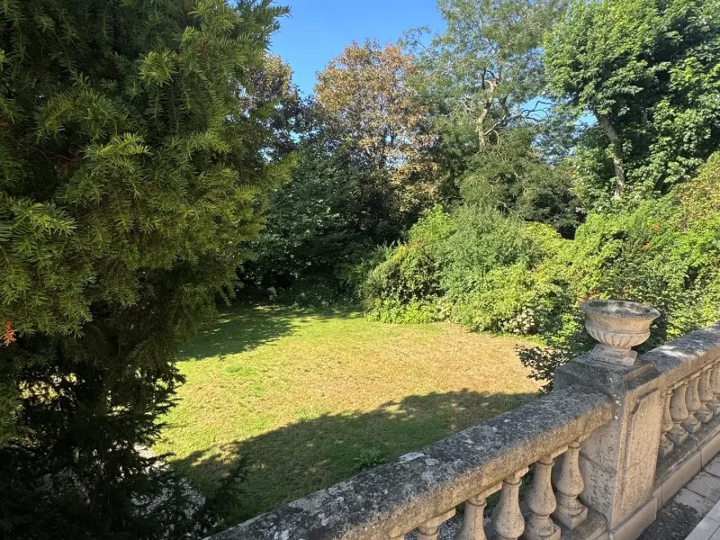 Appartement de caractère, jardin privatif et garage, photo 5