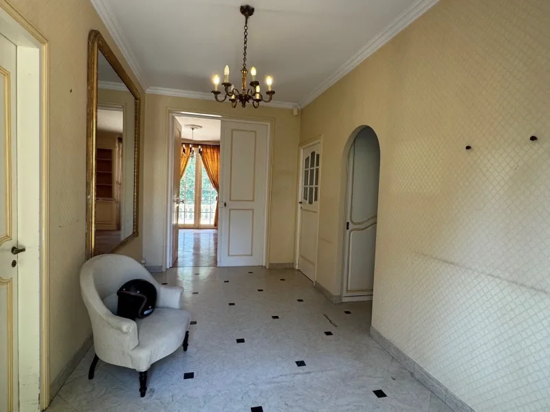 Appartement de caractère, jardin privatif et garage, photo 13