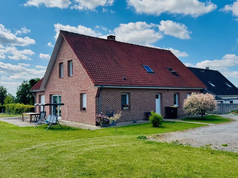maison-lumbres-interieur-facade