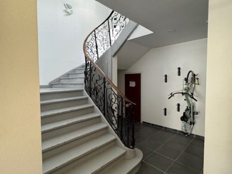 immeuble-saint-omer-escalier2